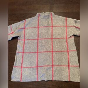Tahari Gray and Red Grid Pattern Sweater